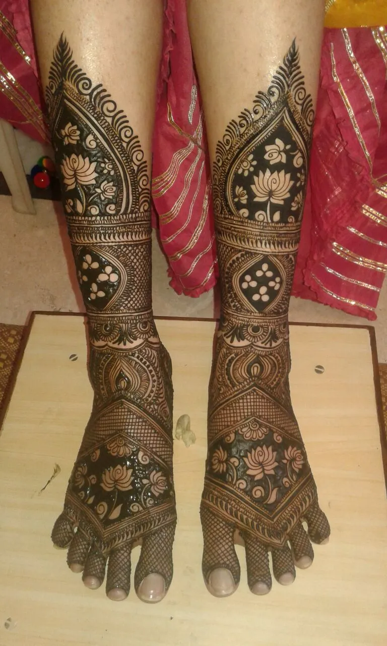 Leg-Mehandi Design